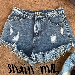 M/L denim shorts